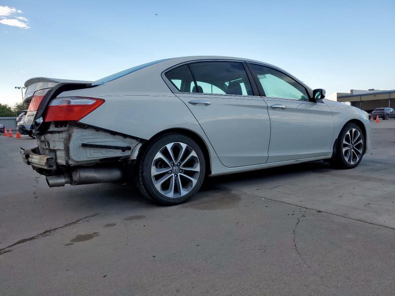 1HGCR2F52FA264634 - 2015 HONDA ACCORD SPORT Ақ фото 3