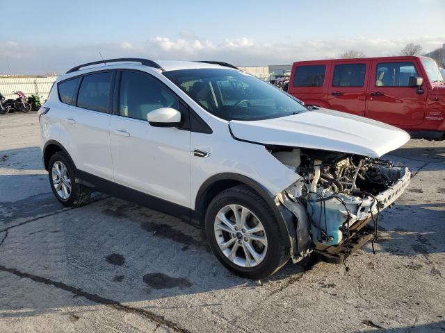 1FMCU9GD2JUC02911 - 2018 FORD ESCAPE SE WHITE photo 4