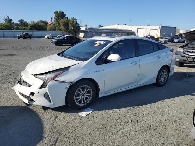 2017 TOYOTA PRIUS, 