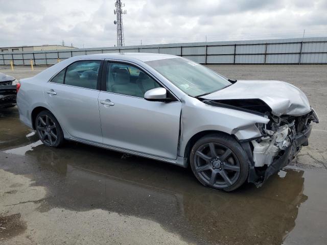 4T1BF1FK9CU005907 - 2012 TOYOTA CAMRY BASE 银色 照片 4