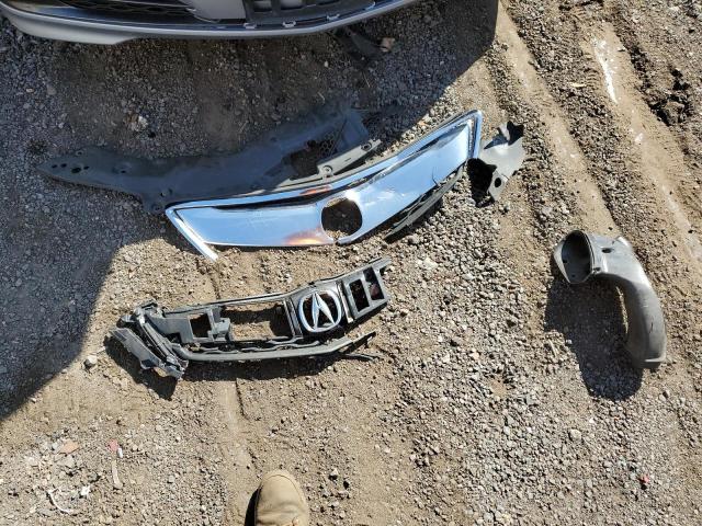 19UUB1F35GA004134 - 2016 ACURA TLX SILVER photo 12