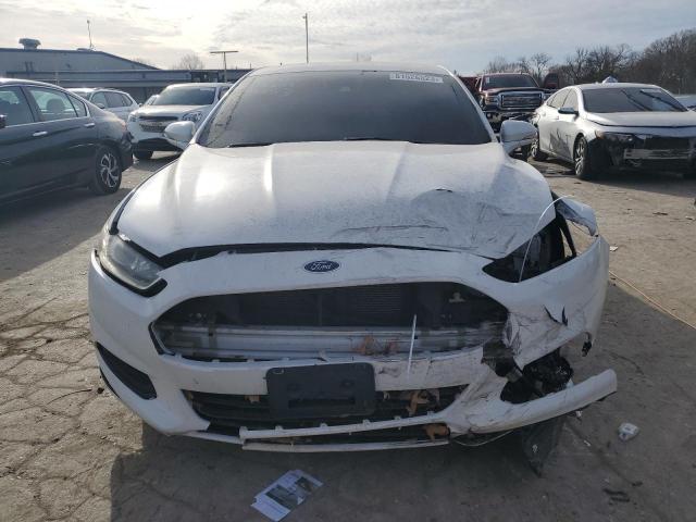 3FA6P0H73GR285753 - 2016 FORD FUSION SE WHITE photo 5