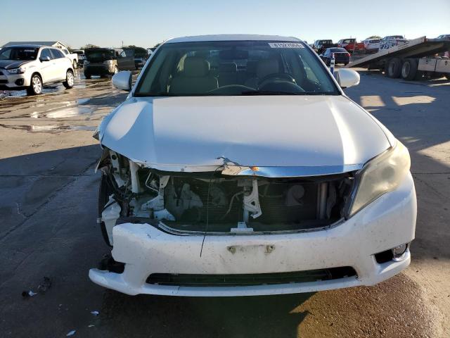 4T1BK3DB1BU378903 - 2011 TOYOTA AVALON BASE 白色 照片 5
