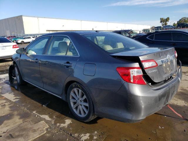 4T4BF1FK0CR262654 - 2012 TOYOTA CAMRY BASE GRAY photo 2