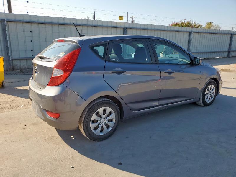KMHCT5AE6HU320354 - 2017 HYUNDAI ACCENT SE Szary zdjęcie 3
