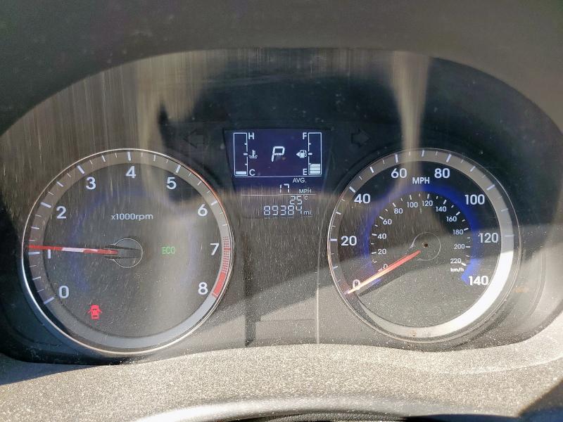 KMHCT5AE6HU320354 - 2017 HYUNDAI ACCENT SE Szary zdjęcie 9