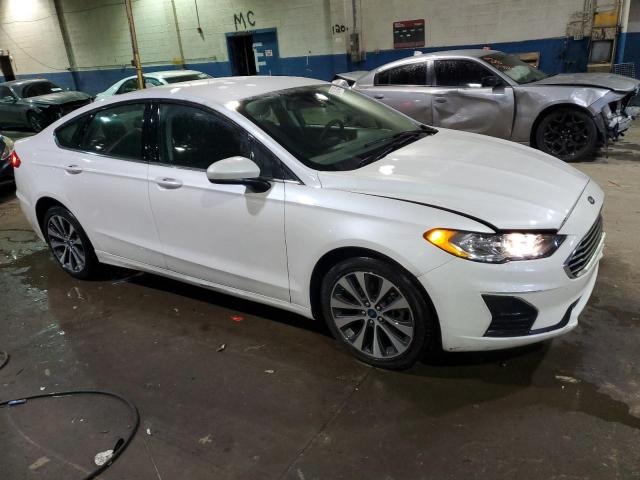 3FA6P0T91LR254648 - 2020 FORD FUSION SE WHITE photo 4