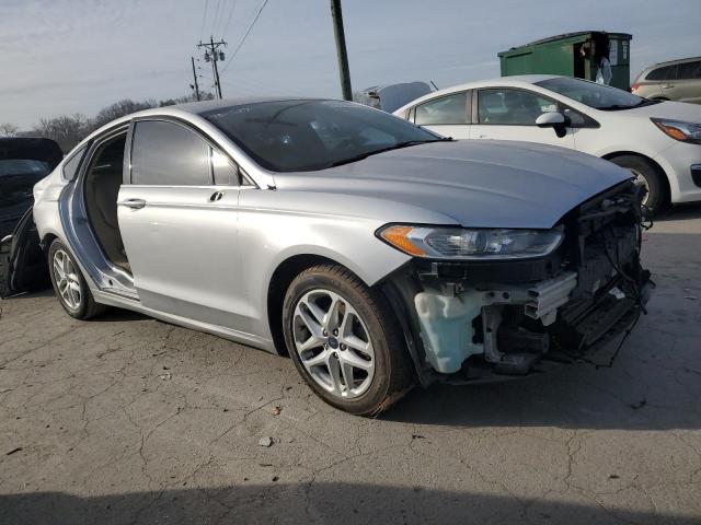 3FA6P0H78GR377022 - 2016 FORD FUSION SE SILVER photo 4