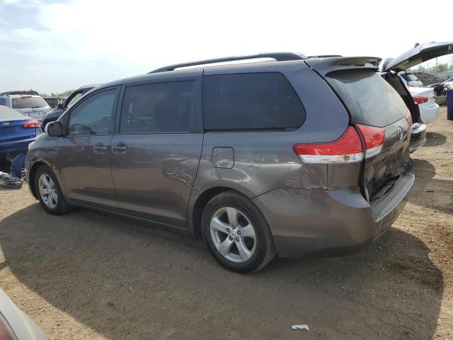 5TDKK3DC5CS221619 - 2012 TOYOTA SIENNA LE გრაფიტი ფოტო 2