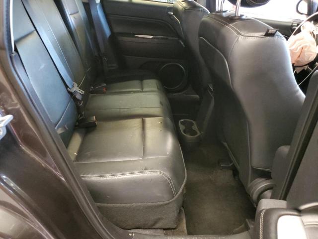 1C4NJDEB5GD552696 - 2016 JEEP COMPASS LATITUDE ნაცრისფერი ფოტო 11