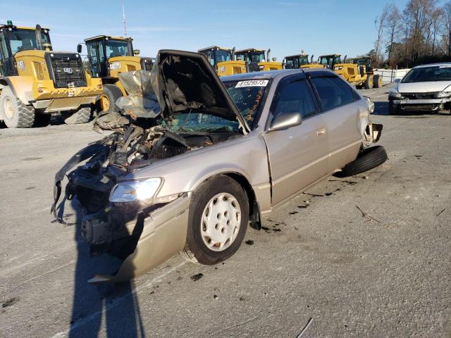 4T1BG22K5XU868282 - 1999 TOYOTA CAMRY CE TAN photo 1