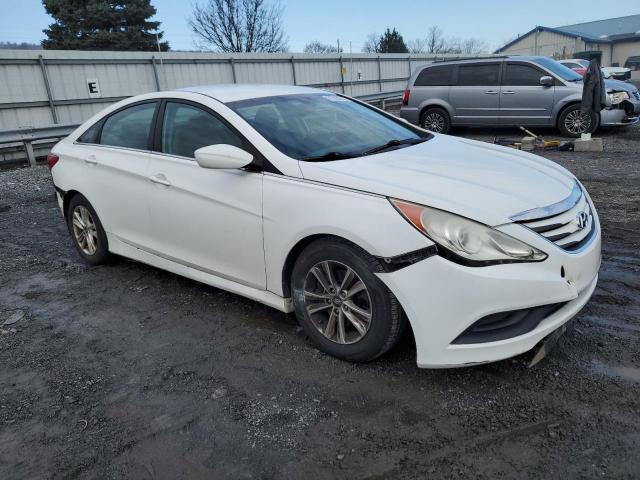 5NPEB4AC1EH860936 - 2014 HYUNDAI SONATA GLS WHITE photo 4