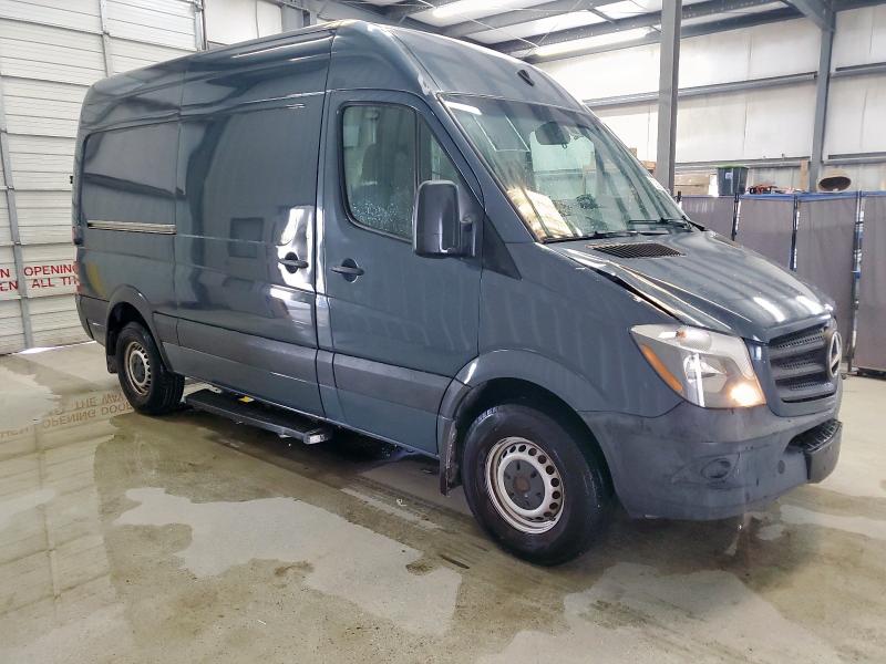 WD3PE7CD2JP631598 - 2018 MERCEDES-BENZ SPRINTER 2500 ლურჯი ფოტო 4
