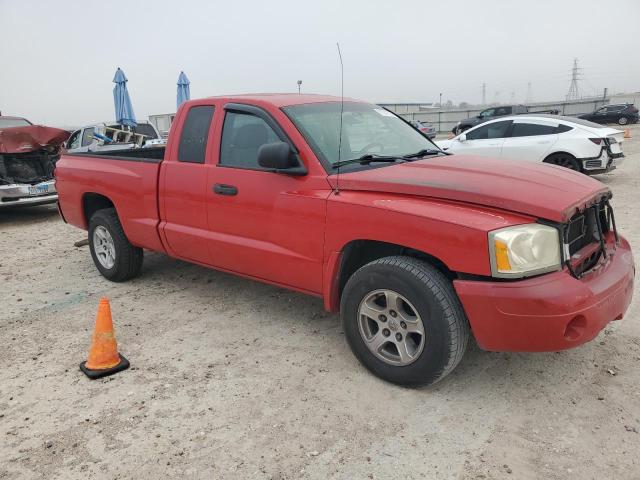 1D7HE42K77S103043 - 2007 DODGE DAKOTA SLT RED photo 4