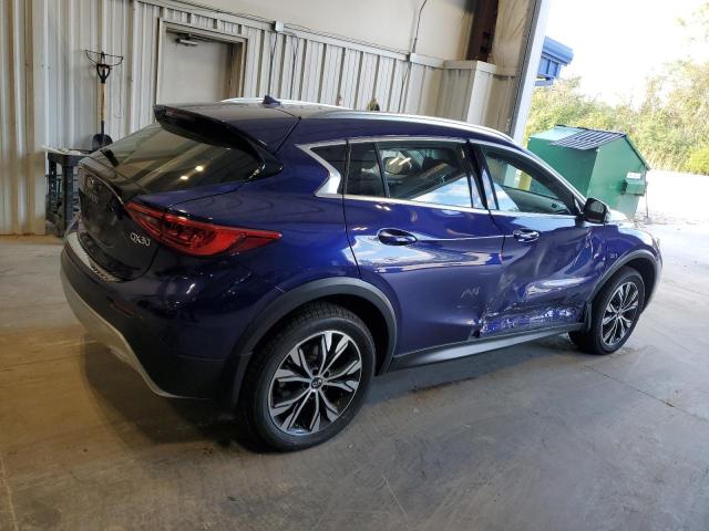 SJKCH5CR6JA055042 - 2018 INFINITI QX30 BASE 蓝色 照片 3
