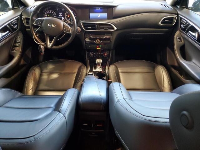 SJKCH5CR6JA055042 - 2018 INFINITI QX30 BASE 蓝色 照片 8