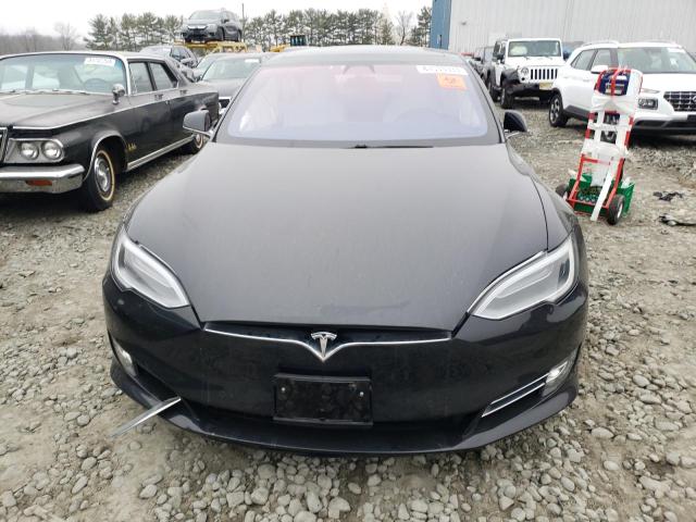 5YJSA1E21HF218628 - 2017 TESLA MODEL S შავი ფოტო 5