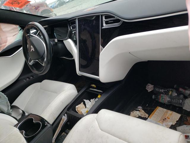 5YJSA1E21HF218628 - 2017 TESLA MODEL S შავი ფოტო 8