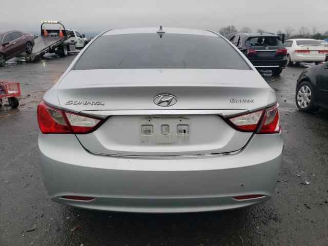 5NPEB4AC3DH694997 - 2013 HYUNDAI SONATA GLS SILVER photo 6