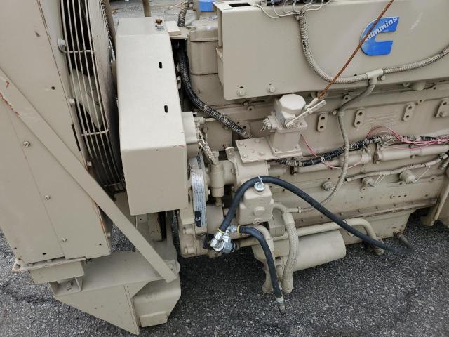 140G8556S12 - 2000 CUMMINS GENERATOR TAN photo 9