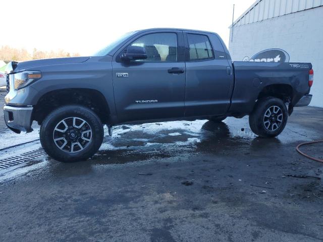 5TFUY5F1XLX913674 - 2020 TOYOTA TUNDRA DOUBLE CAB SR/SR5 GRAY photo 1