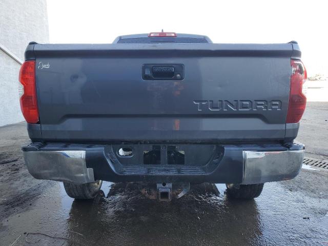 5TFUY5F1XLX913674 - 2020 TOYOTA TUNDRA DOUBLE CAB SR/SR5 GRAY photo 6