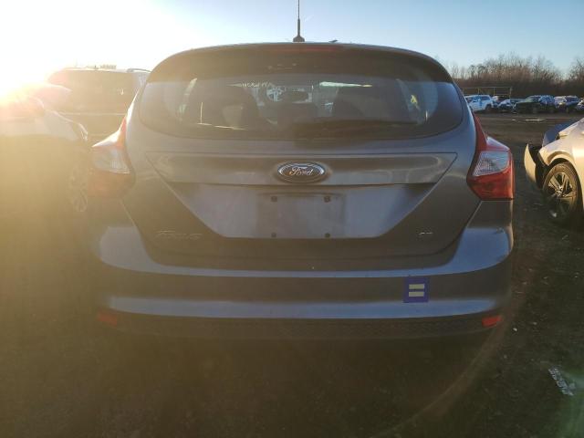 1FADP3K2XEL424133 - 2014 FORD FOCUS SE GRAY photo 6