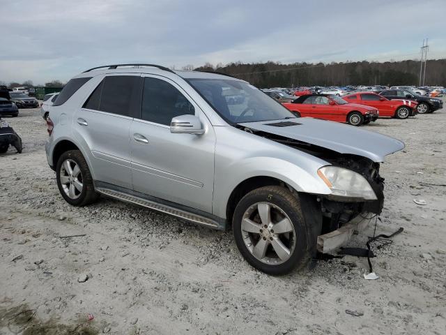 4JGBB5GB3BA744563 - 2011 MERCEDES-BENZ ML 350 SILVER photo 4