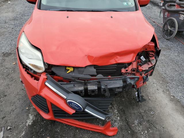 1FAHP3K26CL224218 - 2012 FORD FOCUS SE RED photo 11