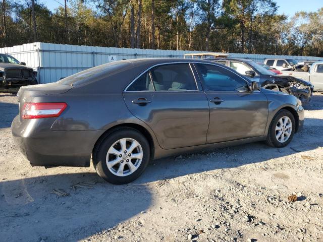 4T1BF3EK0BU627081 - 2011 TOYOTA CAMRY BASE GRAY photo 3