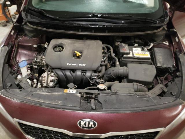 3KPFL4A72HE159108 - 2017 KIA FORTE LX MAROON photo 11