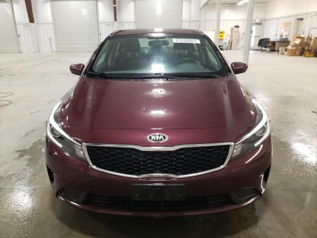 3KPFL4A72HE159108 - 2017 KIA FORTE LX MAROON photo 5