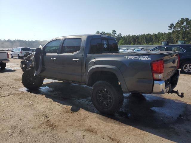 3TMAZ5CNXGM017958 - 2016 TOYOTA TACOMA DOUBLE CAB GRAY photo 2