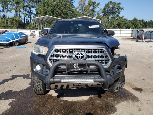3TMAZ5CNXGM017958 - 2016 TOYOTA TACOMA DOUBLE CAB GRAY photo 5
