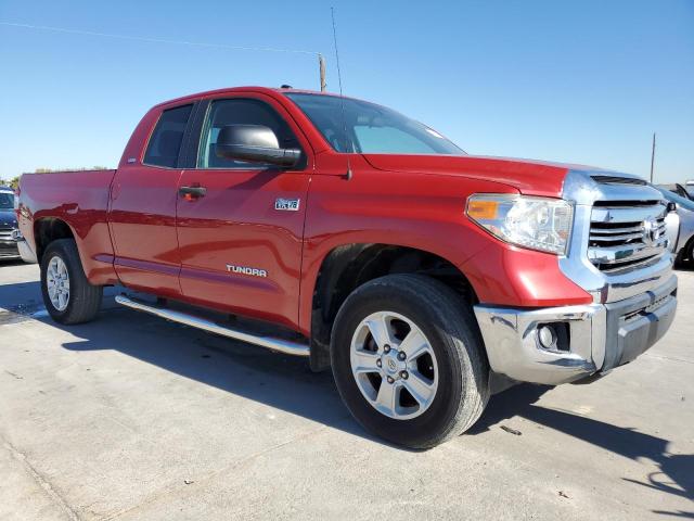 5TFUY5F17HX613646 - 2017 TOYOTA TUNDRA DOUBLE CAB SR RED photo 4