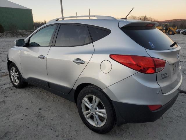 KM8JU3ACXCU516801 - 2012 HYUNDAI TUCSON GLS SILVER photo 2