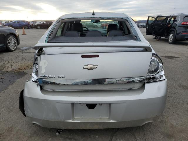 2G1WU581469423552 - 2006 CHEVROLET IMPALA LTZ SILVER photo 6