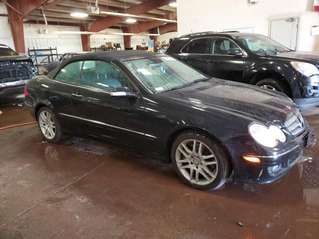WDBTK56F98F255057 - 2008 MERCEDES-BENZ CLK 350 შავი ფოტო 4