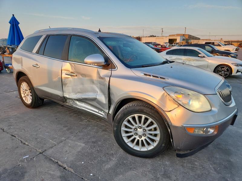 5GAKRBED6BJ412265 - 2011 BUICK ENCLAVE CXL SILVER photo 4