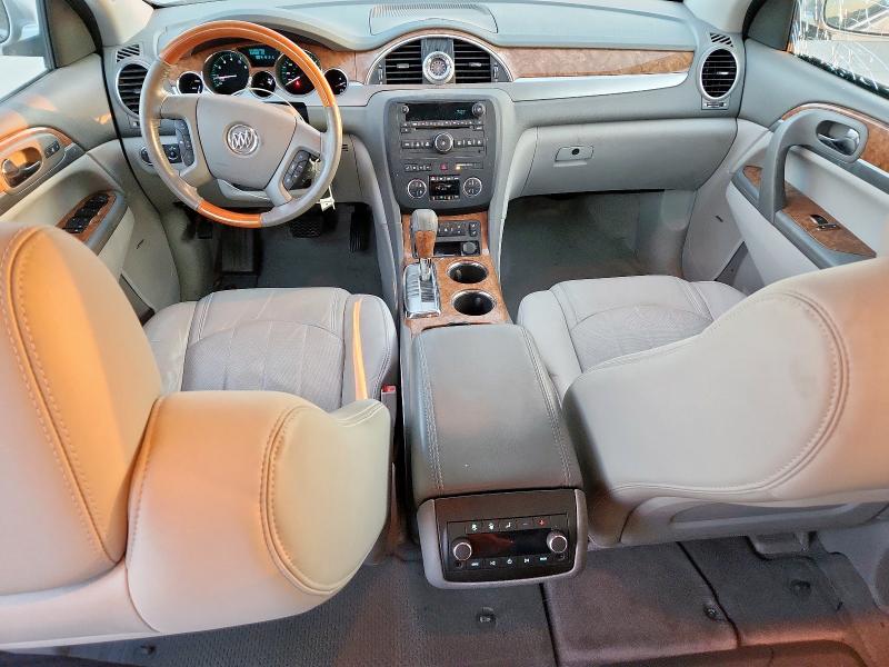 5GAKRBED6BJ412265 - 2011 BUICK ENCLAVE CXL SILVER photo 8