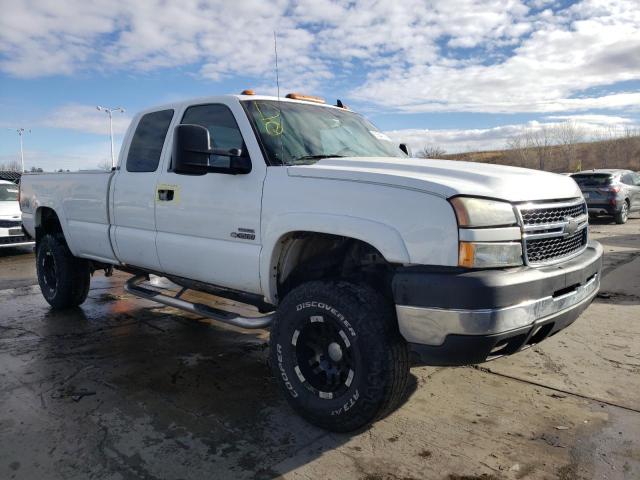 1GCHK39D36E267309 - 2006 CHEVROLET SILVERADO K3500 WHITE photo 4