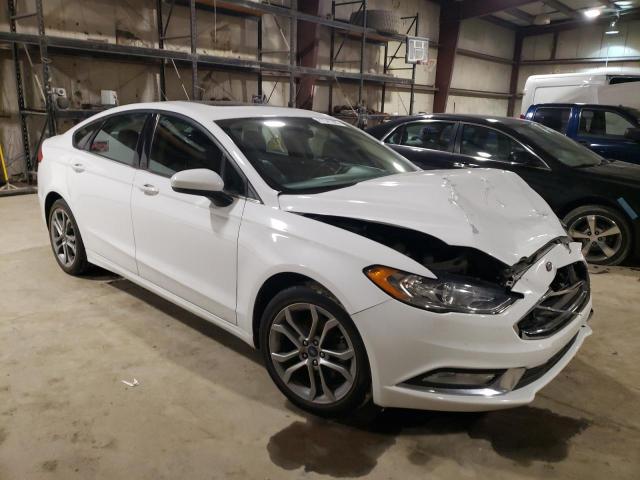 3FA6P0T96HR410948 - 2017 FORD FUSION SE WHITE photo 4