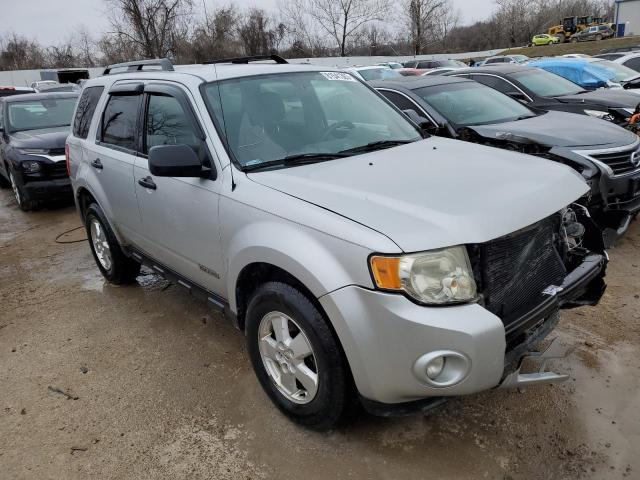 1FMCU03Z78KA52846 - 2008 FORD ESCAPE XLT SILVER photo 4