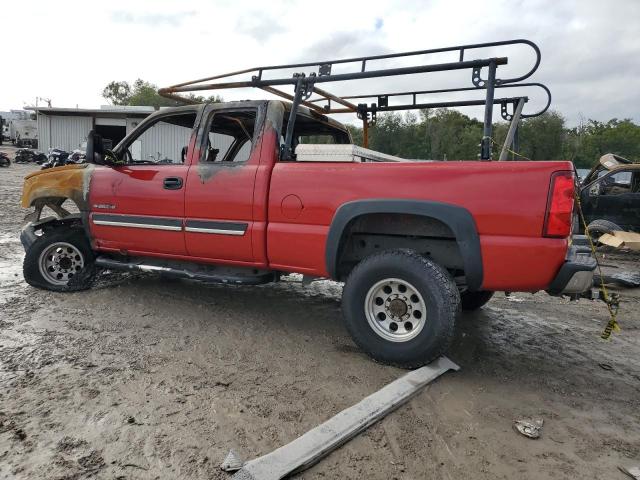 1GCHC29G83E129553 - 2003 CHEVROLET SILVERADO C2500 HEAVY DUTY RED photo 2