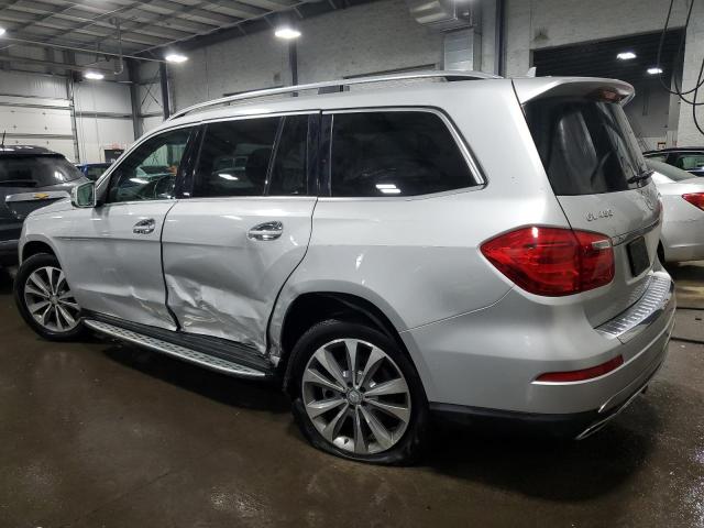 4JGDF6EE8GA625852 - 2016 MERCEDES-BENZ GL 450 4MATIC SILVER photo 2