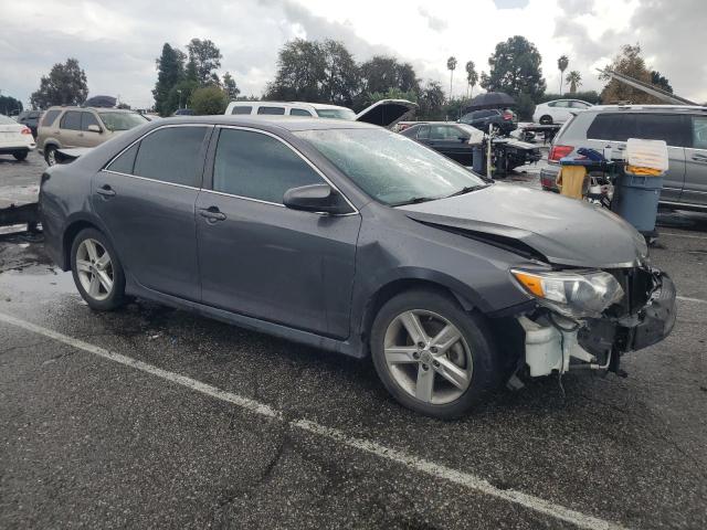 4T1BF1FK3EU836256 - 2014 TOYOTA CAMRY L GRAY photo 4