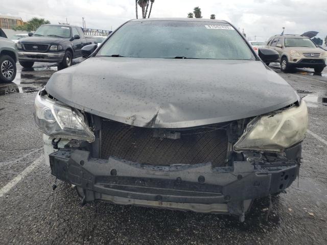 4T1BF1FK3EU836256 - 2014 TOYOTA CAMRY L GRAY photo 5