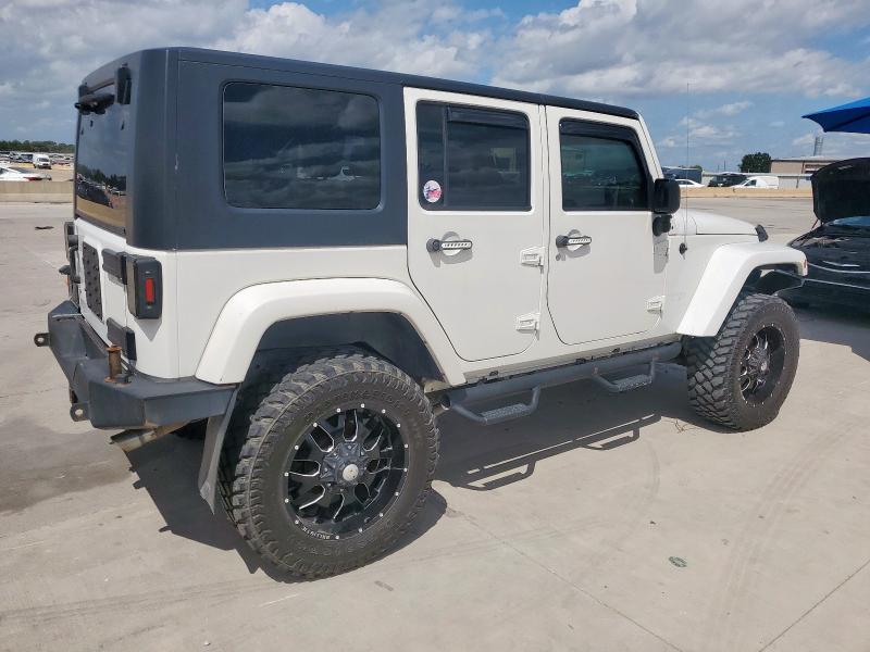 1J4BA5H10AL214349 - 2010 JEEP WRANGLER UNLIMITED SAHARA Սպիտակ լուսանկար 3