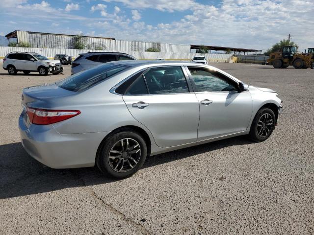 4T1BF1FK0GU205905 - 2016 TOYOTA CAMRY LE SILVER photo 3