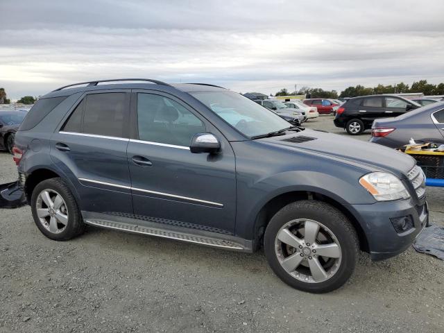 4JGBB8GB9AA604971 - 2010 MERCEDES-BENZ ML 350 4MATIC GRAY photo 4